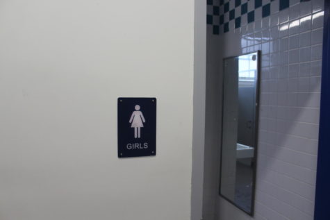 Venice Continues To Have Several Bathrooms Across Campus Closed