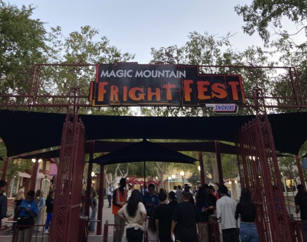 Haunts With Holden: Six Flags Magic Mountain's Fright Fest